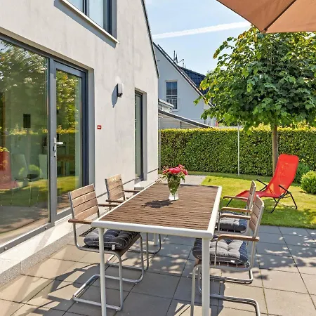 Beautiful Seaside Holiday In Ferienhaus *
